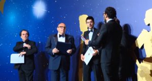 L' azienda Ca' del Bosco vince, all' Oscar del Vino 2013, la categoria Miglior Vino di Grande Qualita'/Prezzo con il Franciacorta Cuvée Prestige Ca’ del Bosco.